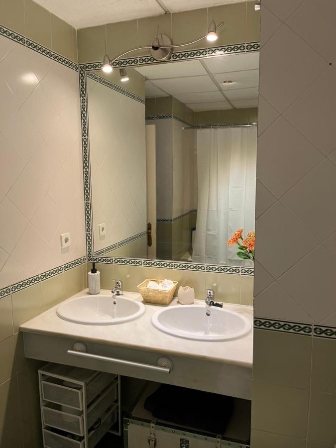 Very Nice Apartament. City Center. Private Parking Sevilla Buitenkant foto